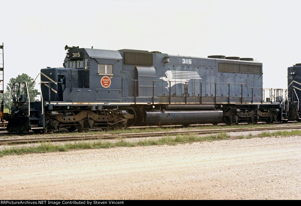 Missouri Pacific SD40-2 #3115